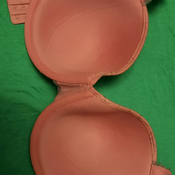 Frederick's of Hollywood Coral 32DDD/F bra - Picture 2 of 4